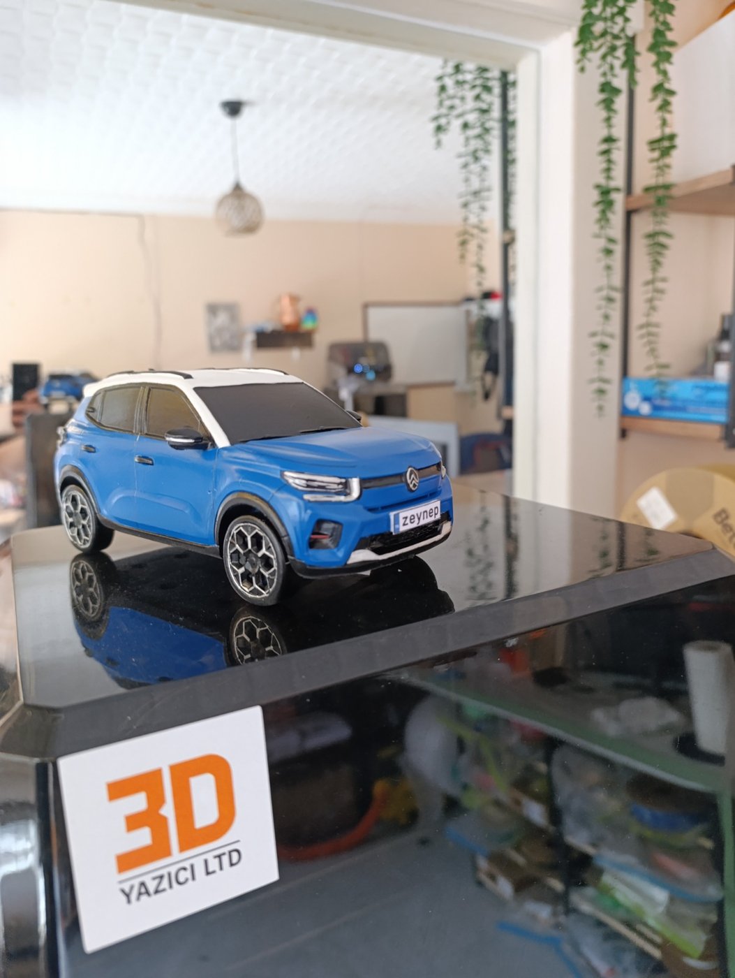Kişiye özel plaka detayıyla üretilmiş crossover model